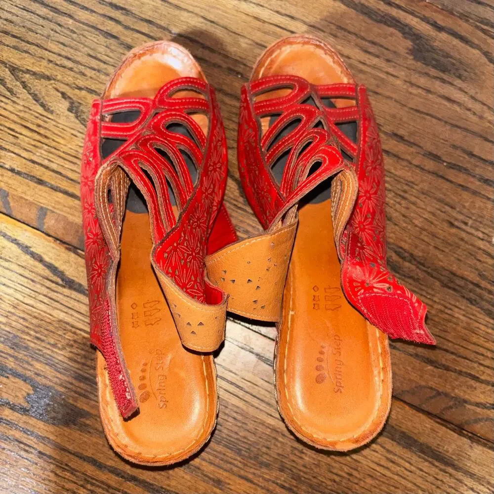 Spring Step L’Artiste Inocencia Red Leather Laser Cut Wedge Sandals EU 39 US 8.5